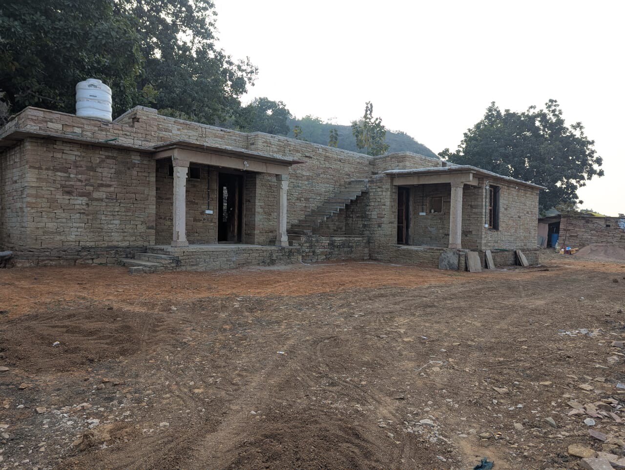 Bhole Maharaj Homestay - Tap to explore photos