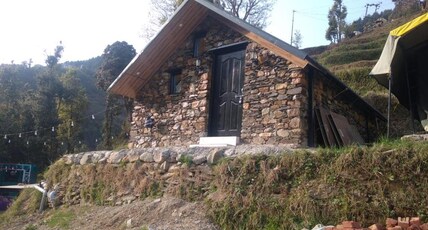 Camp O Royale Room Type - Rock Cottage