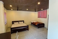 Mangattu Salkara Home Inn