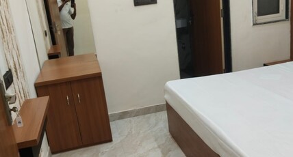 HOTEL SHRI SALASAR INN Room Type - Deluxe Triple Room