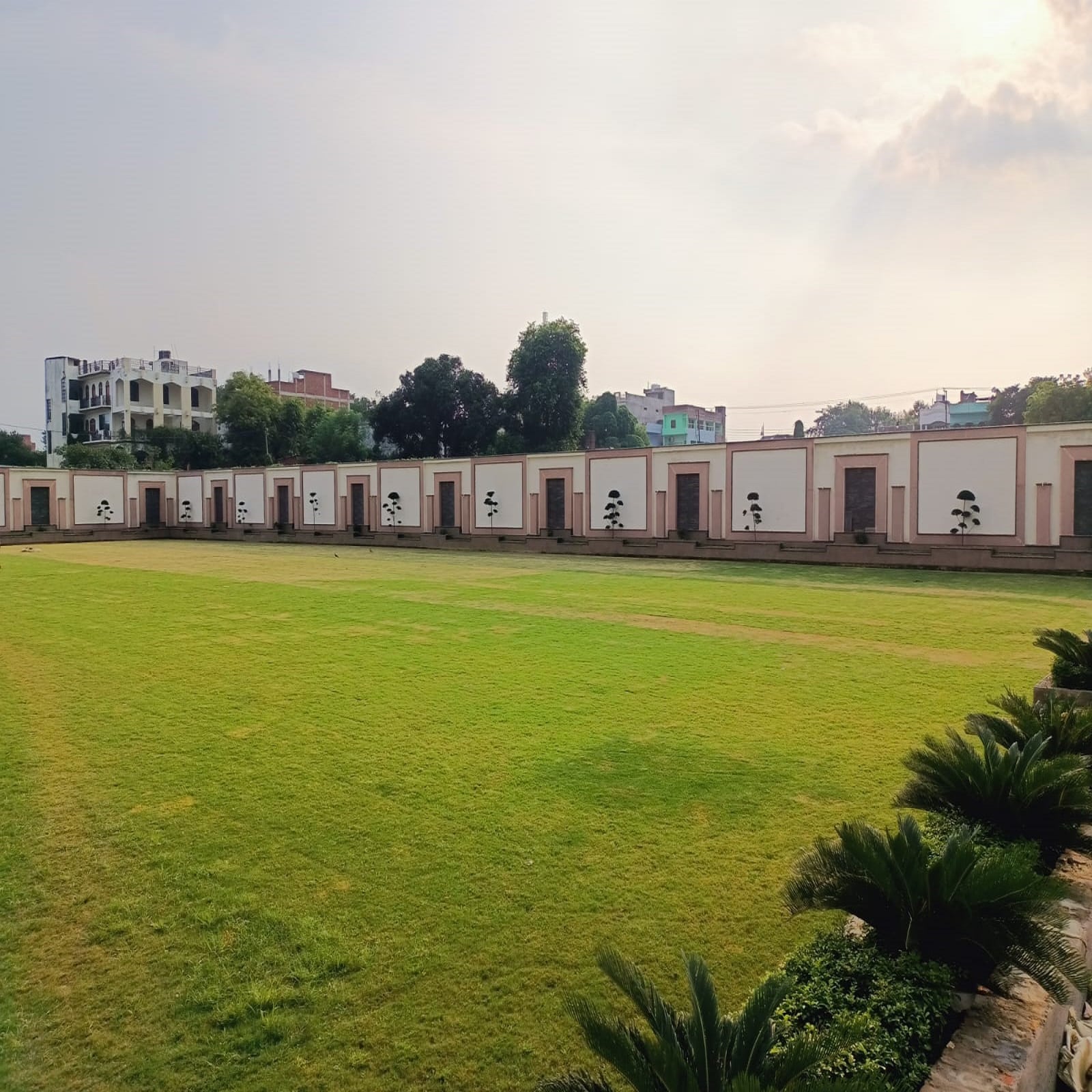 FOUR LEAF HOTEL - AKOSHA, VARANASI - Tap to explore photos