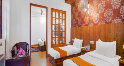 Pax Hotel ARK | Mall Road | Dalhousie Room Type - Family Suite with Valley View