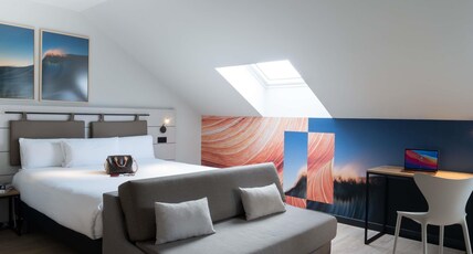 Ibis Styles Santander Room Type - Family Room with Double Bed and Double Sofa for 2 Children or 1 Adult