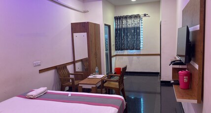 Day and night residency Room Type - Non AC room