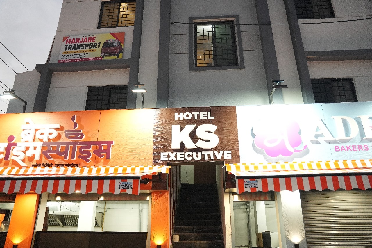 Hotel KS Executive - Tap to explore photos