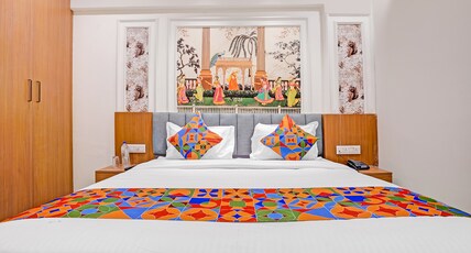 FabHotel Royal Midway Room Type - Premium Room