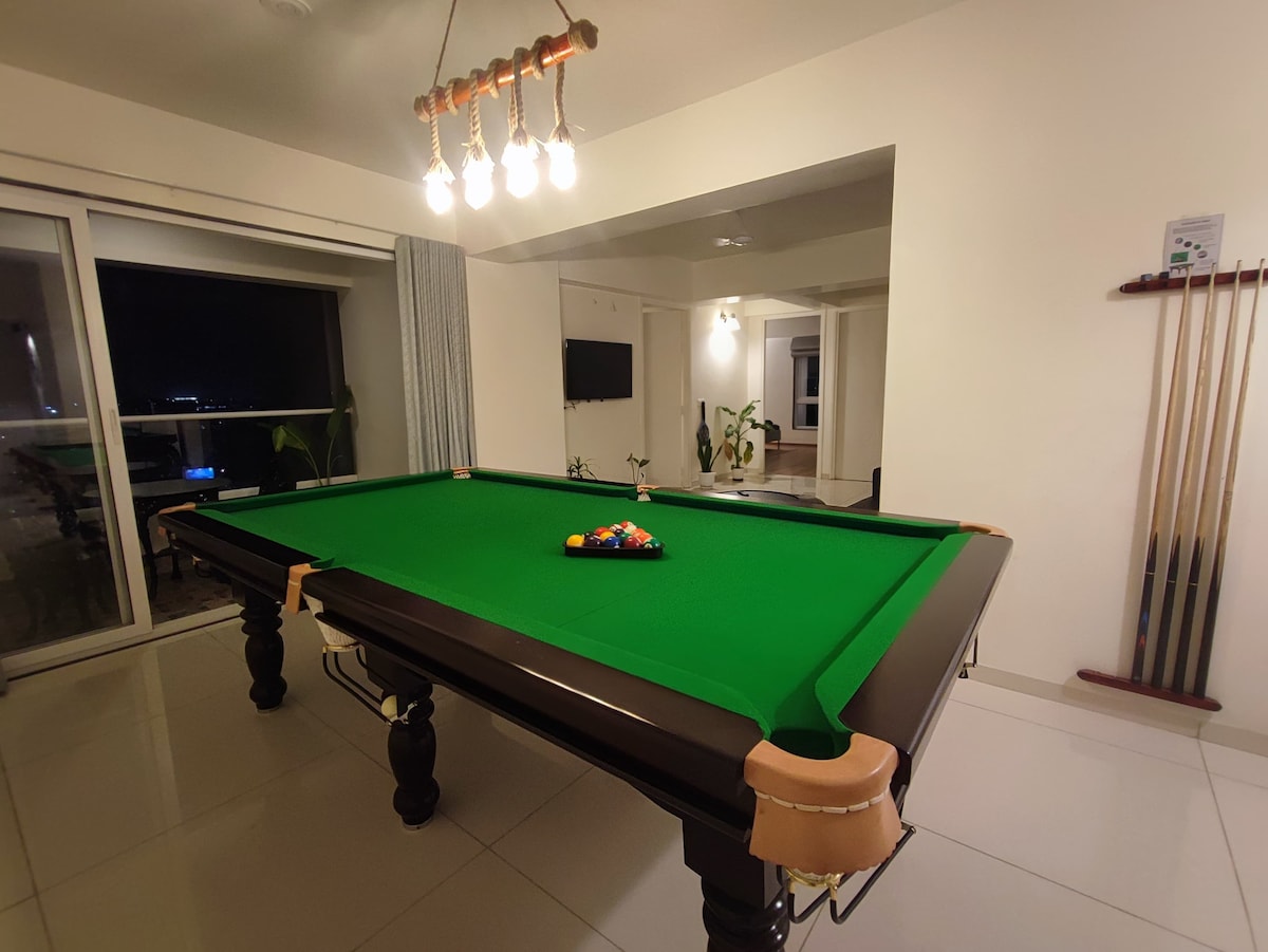 Beta Room in 14th floor Apartment - Tap to explore photos