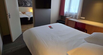 ibis Tours Nord Room Type - Adjoining room