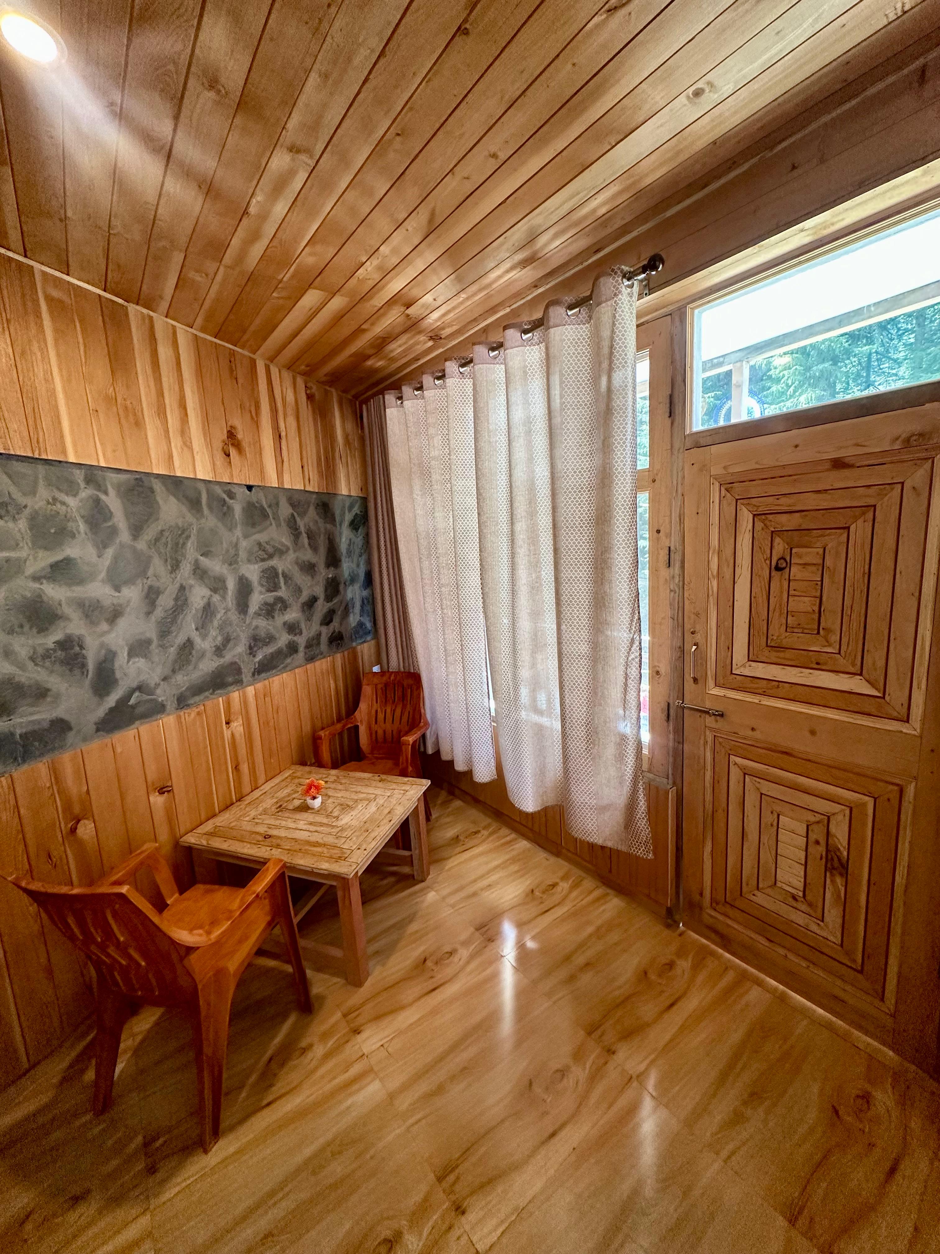 Quiet corners - Tap to explore photos