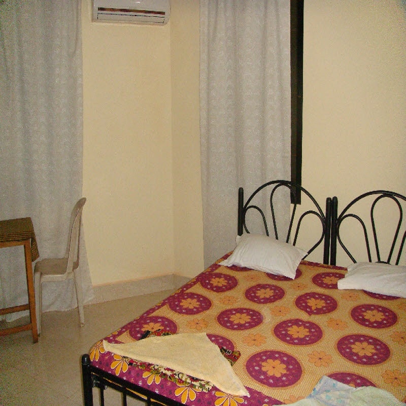 Johnny's Hotel - Tap to explore photos