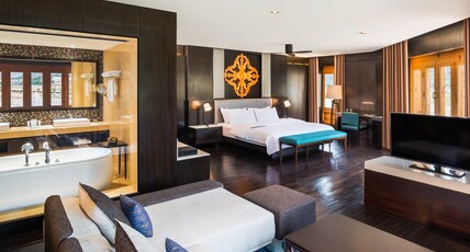 Le Meridien Paro, Riverfront Room Type - Corner Suite, 1 Bedroom Larger Suite, 1 King, Sofa bed, River view, Away from elevator Le Meridien Paro, Riverfront Room Type - Corner Suite, 1 Bedroom Larger Suite, 1 King, Sofa bed, River view, Away from elevator