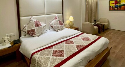 MM Retreat Manali l Near Mall Road Room Type - Super Deluxe Room