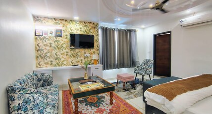 Baba Sundaram Hotel & Restaurant Room Type - Superior Ac Room