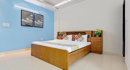 THE LAZEEZ HOTEL -  LAJPAT NAGAR Room Type - Suite Room