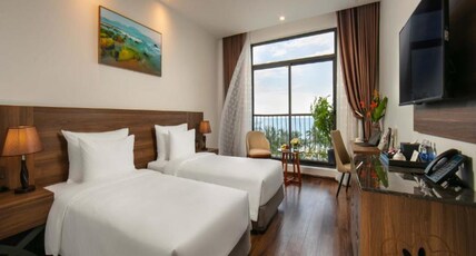 Nesta Hotel Da Nang Room Type - Deluxe Twin Room with Sea View