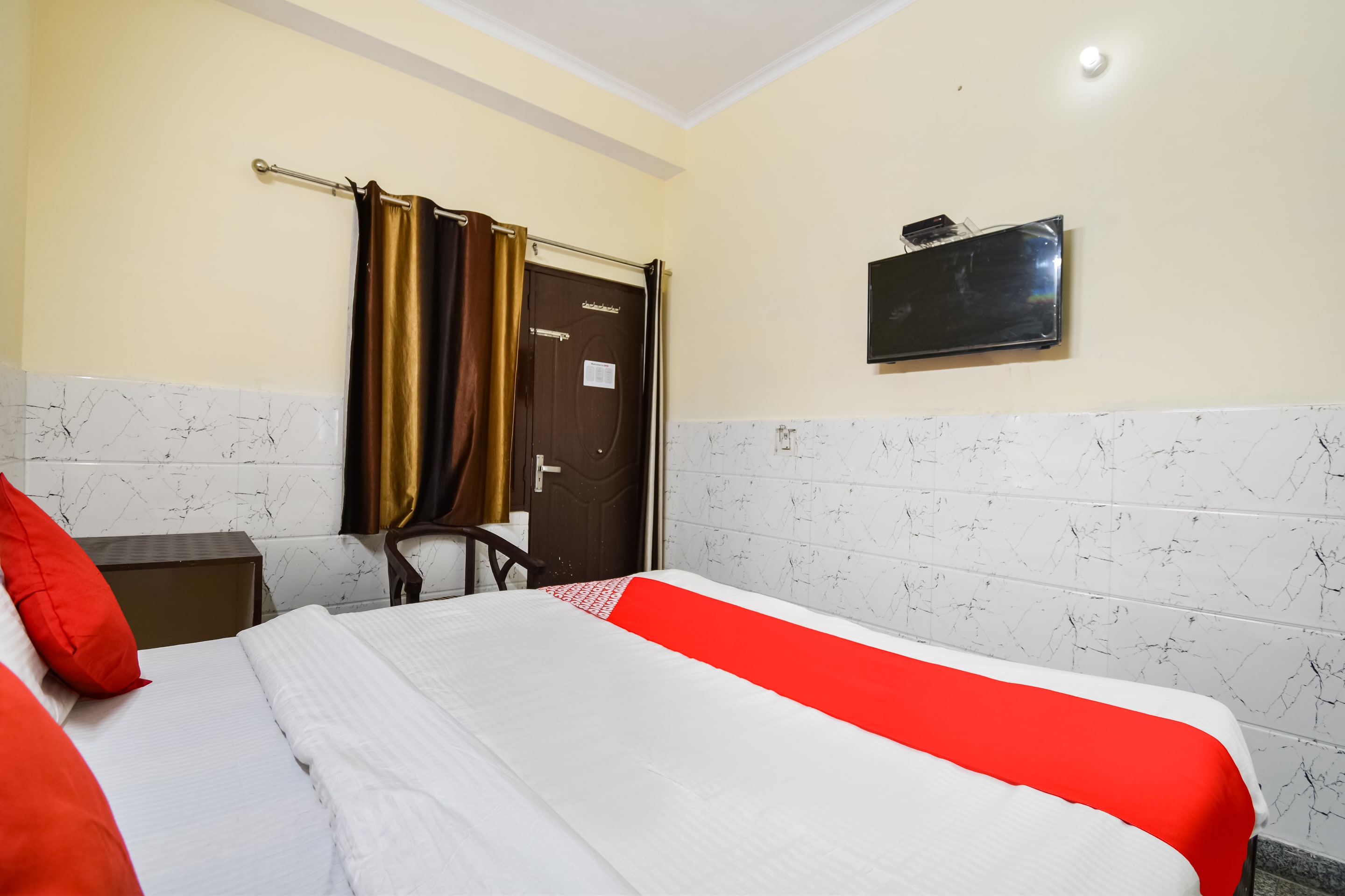 Hotel O Anjani Mahal Guest House - Tap to explore photos