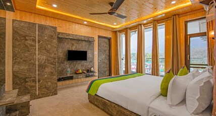 The Ortus Residency Room Type - Premium Room with Balcony and Mountain View The Ortus Residency Room Type - Premium Room with Balcony and Mountain View