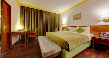 The Central Park Hotel Room Type - Family Suite Room with Bathtub