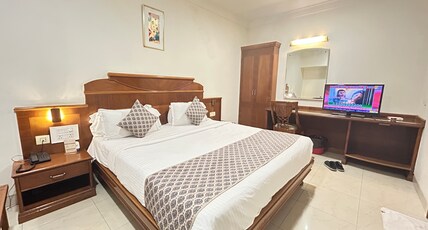 Hotel Aditya Room Type - Standard AC Room - Double Bed