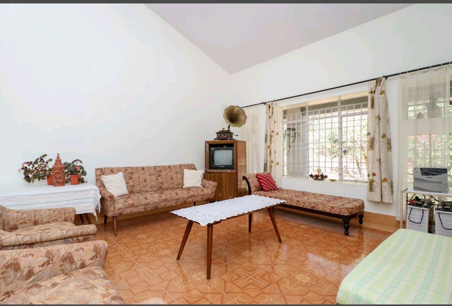 Green Acres Homestay - Tap to explore photos