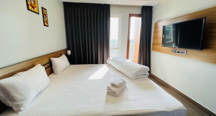 HOTEL ROYAL VANILLA Room Type - DELUXE ROOM WITH BALCONY