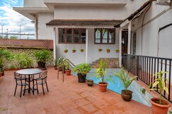 Bardays Inn ApartHotel