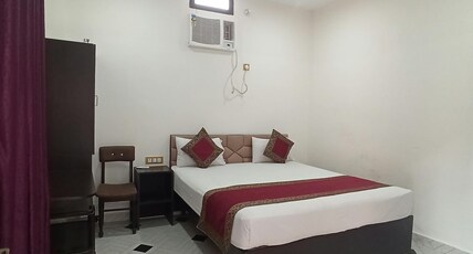 Mahalaxmi home stay Room Type - Bedroom 103