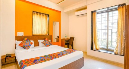 FabHotel 24 Baner - Nr. MCF Camp Room Type - Deluxe Room