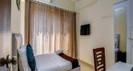 Premium Apartments with Breakfast in Chembur Room Type - Deluxe Double Room with Private Detached Washroom