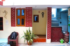 Mishra Ganesh Shankar Homestay | Assi Ghat