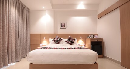 Mavoor Regency Room Type - Deluxe Room