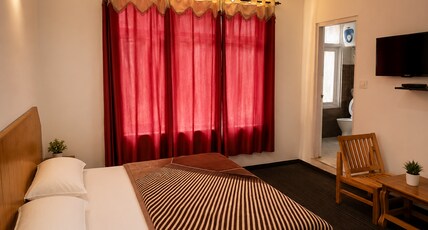 Apple Garden Aleo Room Type - Standard Double Bed Room