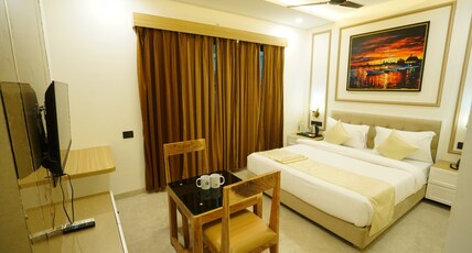 THE HOTEL PHOENIX Room Type - Premium Room