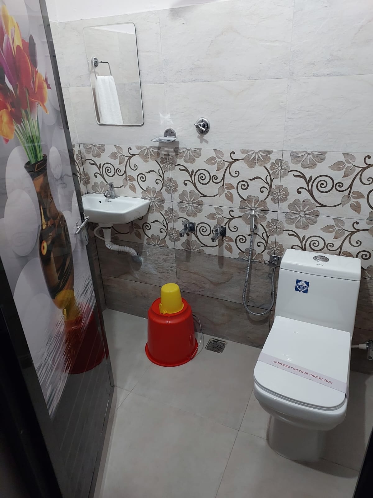 Karthika Homestay - Tap to explore photos