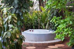 StayLeisurely Peace Lily Cottage Karjat
