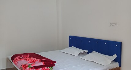 Shri Balaji Homestay Room Type - Standard room( Non ac) l Attach  Washroom