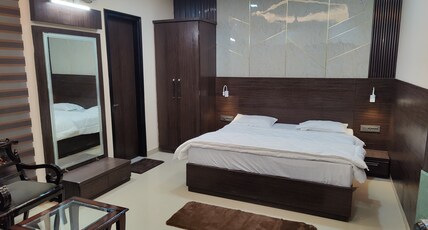 Hotel Galaxy Room Type - DELUXE ROOM