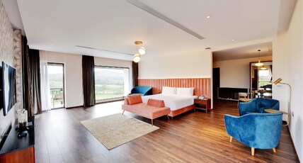 Kimmane Golf Resort Room Type - Suite Panorama with Bathtub