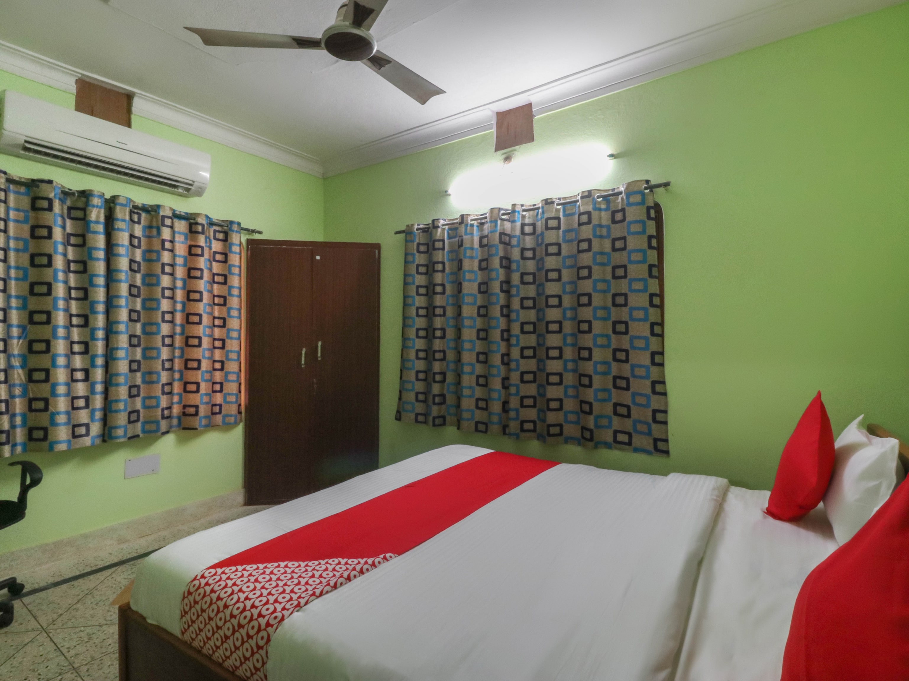 Hotel O Sai Heritage - Tap to explore photos
