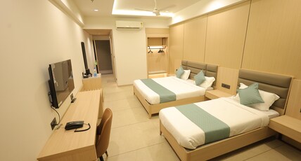 Sarju Palace Room Type - Super Deluxe Sea View One Double Bed & One Single Bed Room