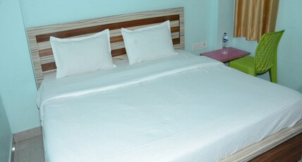 Hotel Khatu Shyam Mahal Room Type - Deluxe AC Room