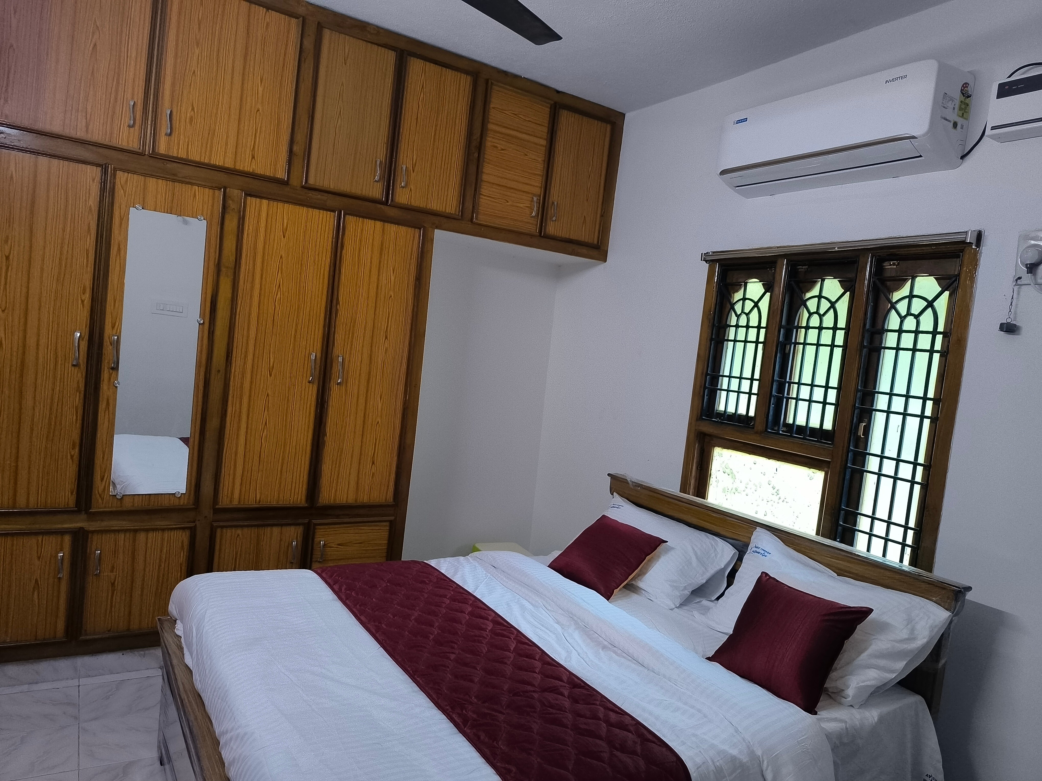 Sree Chakra Home Stay - Tap to explore photos