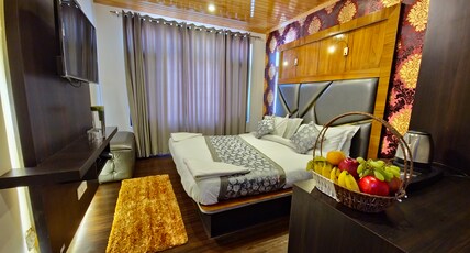 Seven Hills Room Type - Deluxe Room