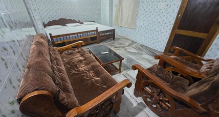 Boopathy Residency Room Type - Standard Triple Bed AC