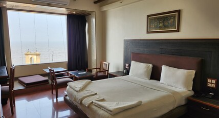 Hotel Ocean Inn Room Type - Executive Sea Facing Room