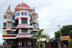 HOTEL INDI PALACE