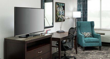 Hilton Garden Inn DFW North Grapevine Room Type - 2 QUEEN ACC RM ROLLIN SHWR