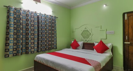 Hotel O Sai Heritage Room Type - Classic