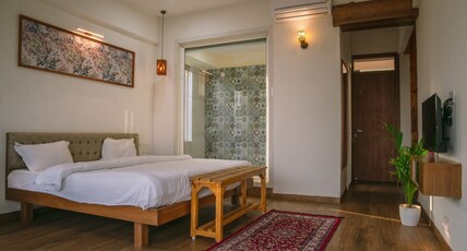Eshi Resorts - Bhimashankar Room Type - Superior King Room