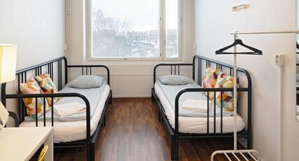 CheapSleep Hostel Helsinki Room Type - Twin Room with Shared Bathroom